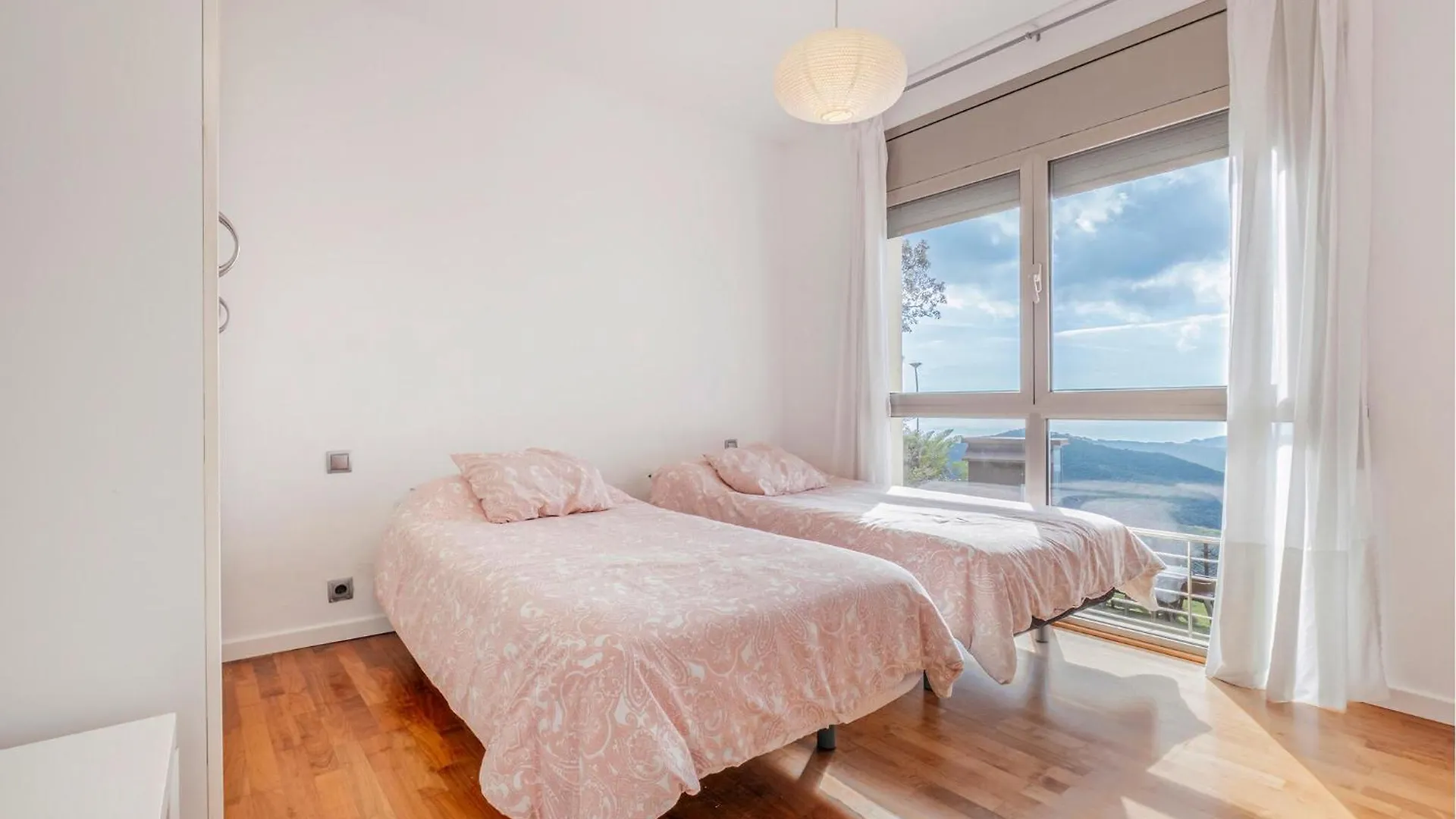 4 Bedroom Beautiful Home In Santa Cristina Daro 圣塔克里斯蒂纳阿鲁 度假居