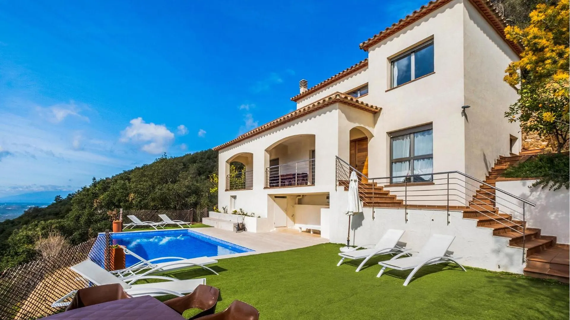 4 Bedroom Beautiful Home In Santa Cristina Daro 圣塔克里斯蒂纳阿鲁