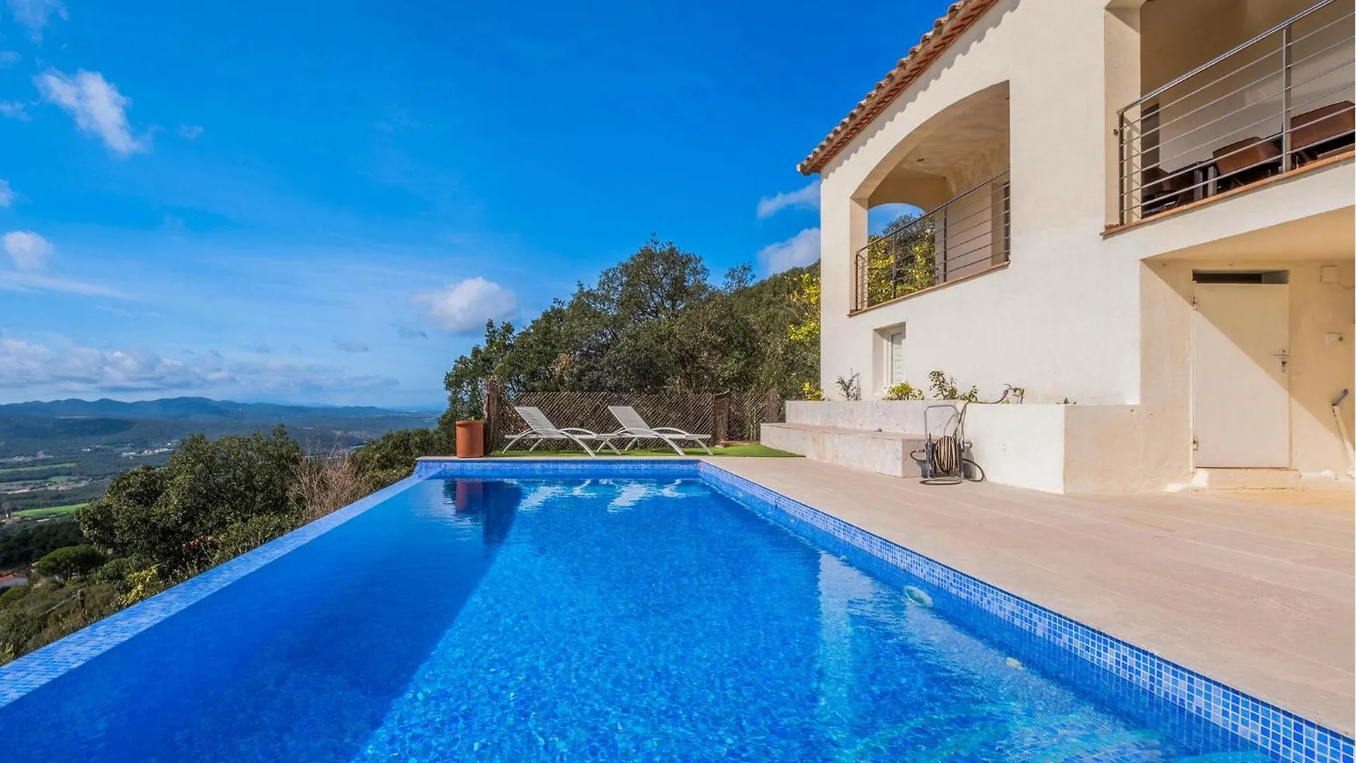 4 Bedroom Beautiful Home In Santa Cristina Daro 圣塔克里斯蒂纳阿鲁 度假居